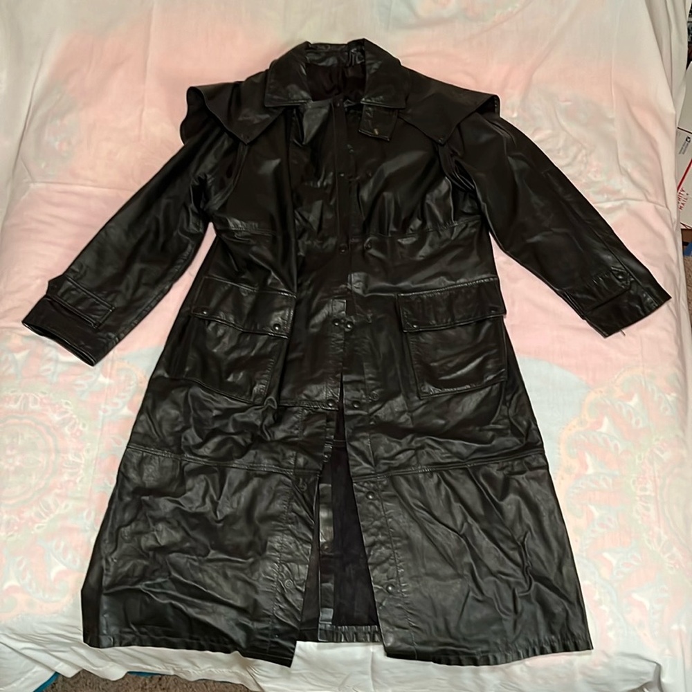 Men’s black leather duster coat